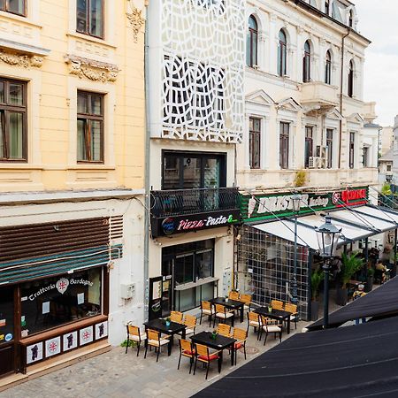 Old City Бухарест Экстерьер фото
