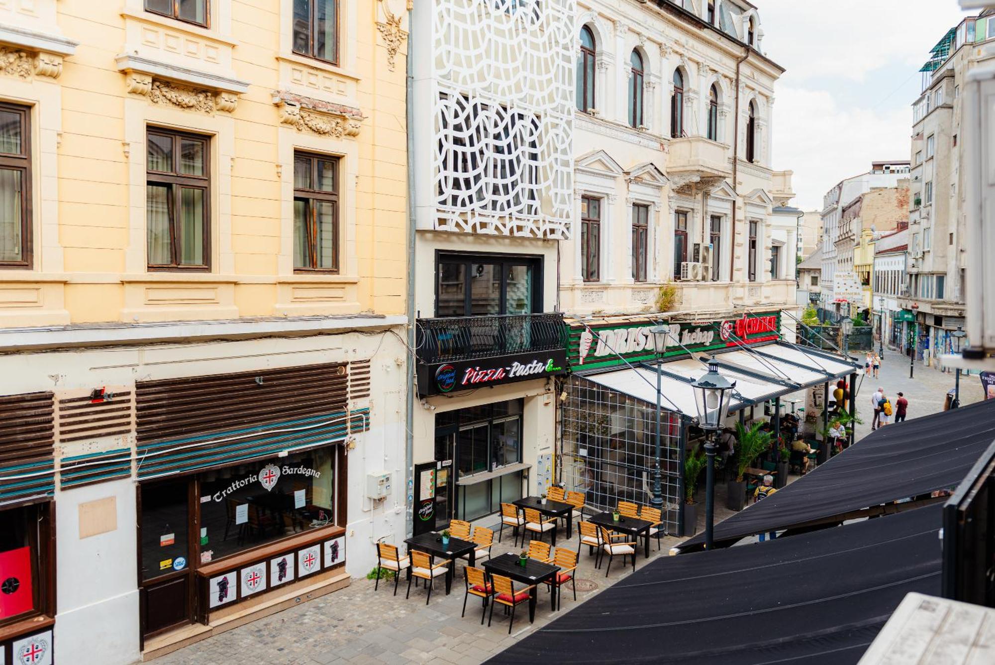 Old City Бухарест Экстерьер фото